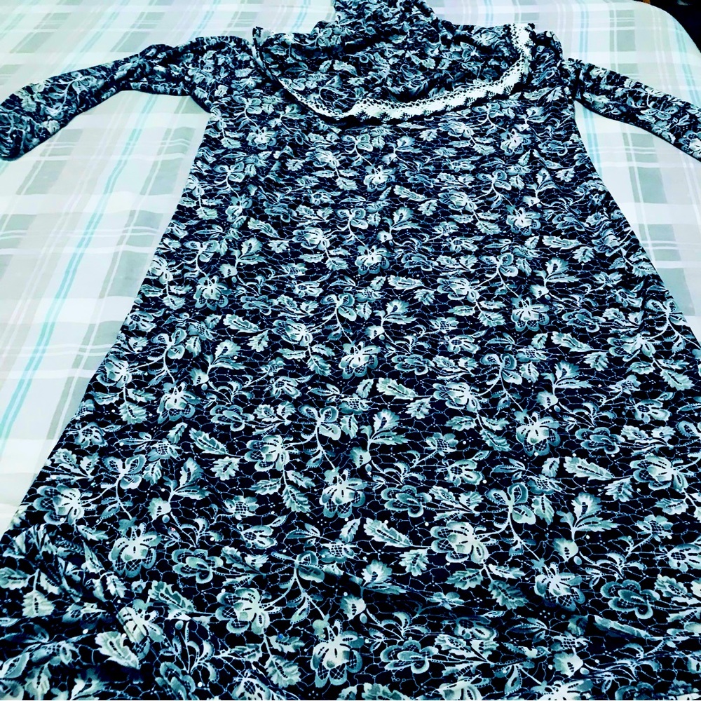 Tayiba Full Stretchy One Piece Abaya and Hijab Navy Blue/White Sparkles All Over